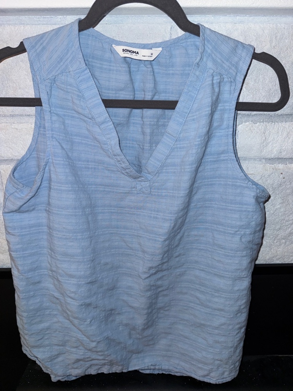 Sonoma Pale Blue Sleeveless V-Neck Tank Top summer beach casual lightweight sz M